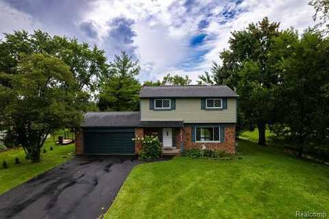 415 LANGE Drive, Troy, MI 48098