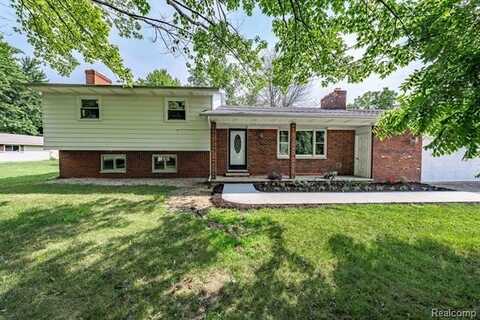 4425 Krafft Road, Fort Gratiot, MI 48059