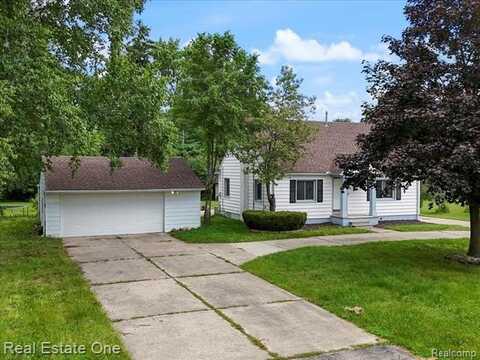 1756 BOULAN Drive, Troy, MI 48084