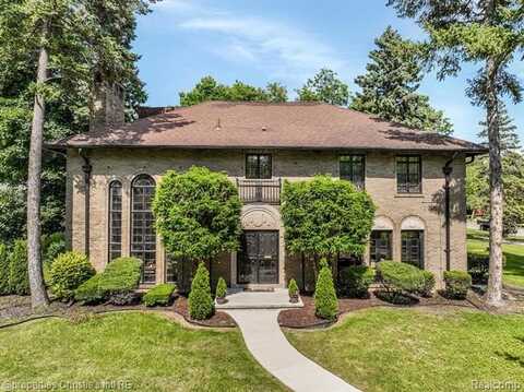 300 Fiske Drive, Detroit, MI 48214