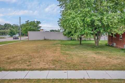 22000 HARPER Avenue, Saint Clair Shores, MI 48080