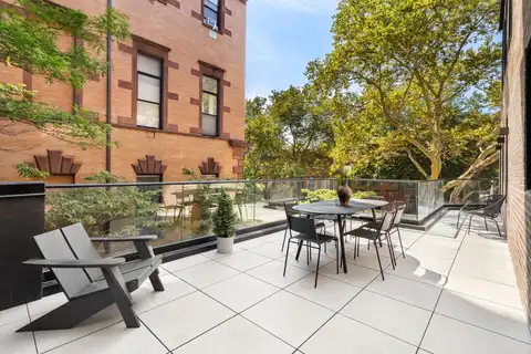 415 De Graw Street 2, Brooklyn, NY 11217