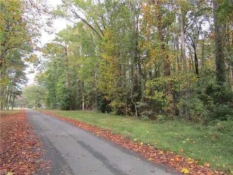 0.33 Powhatan Road, Kilmarnock, VA 22482