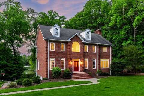 206 Yorkview Road, Yorktown, VA 23692