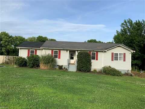 29413 STATESVILLE Road, Newsoms, VA 23874