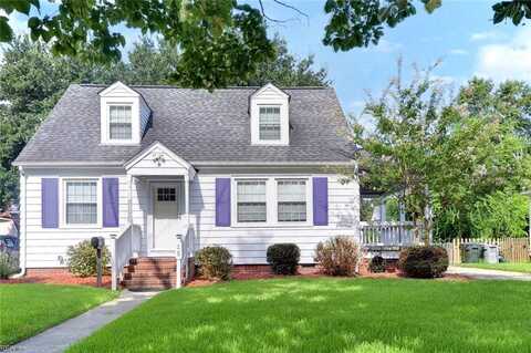 15 Charles Street, Hampton, VA 23669