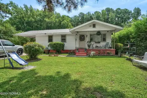 209 SE Railroad Street, Whitakers, NC 27891