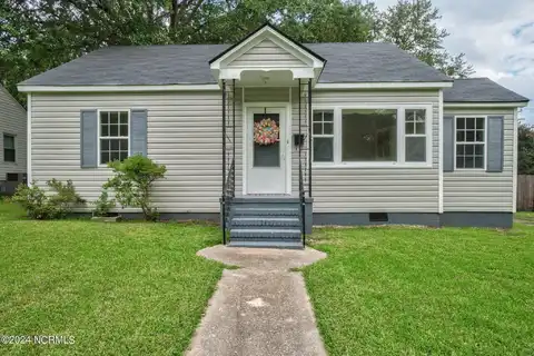 96 Vance Street, Roanoke Rapids, NC 27870