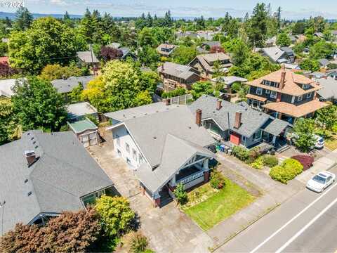 2945 NE 57TH AVE, Portland, OR 97213