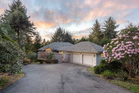 536 FAIRWAY DR, Gleneden Beach, OR 97388