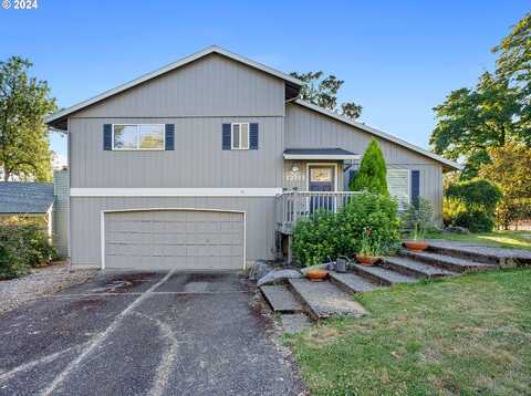 12111 SE GROVE LOOP, Milwaukie, OR 97222