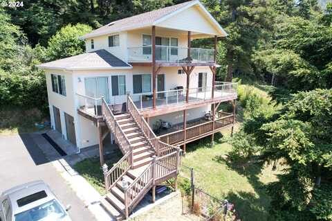 94244 10TH ST, Gold Beach, OR 97444