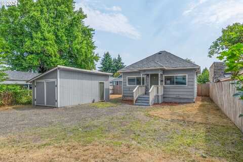 312 NW 3RD AVE, Kelso, WA 98626