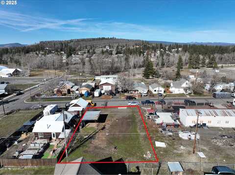 610 NE 2ND ST, Goldendale, WA 98620