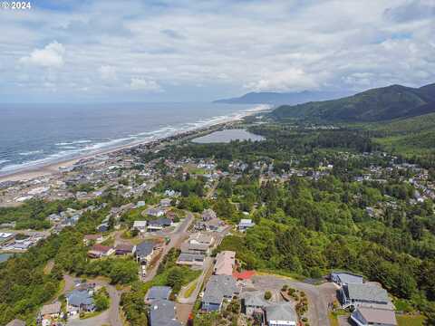 5200 Longview LOOP, Rockaway Beach, OR 97136