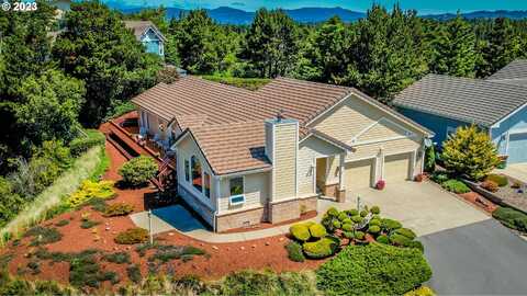 63 SHORELINE DR, Florence, OR 97439