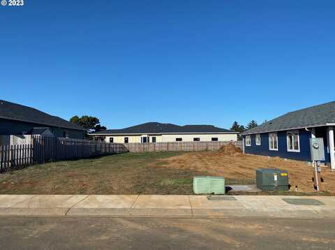 671 Avocet AVE, Bandon, OR 97411