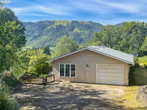 373 WOOD CREST DR, Myrtle Creek, OR 97457