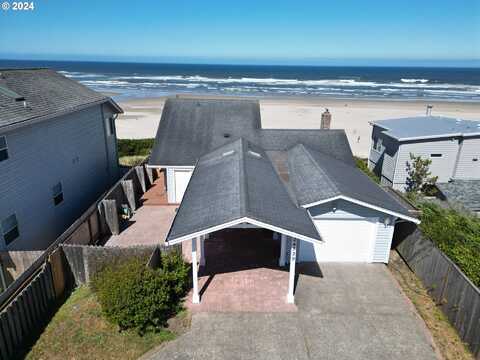 4529 LOOKOUT ST, Florence, OR 97439