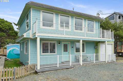 25915 BEACH DR, Rockaway Beach, OR 97136