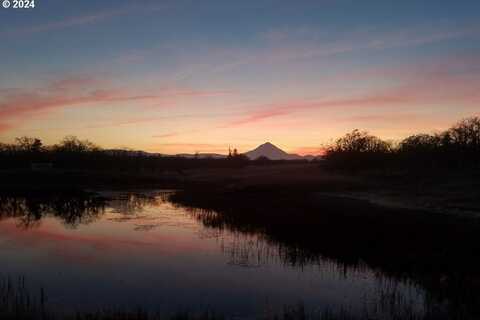 Upper Five Mile Rd, The Dalles, OR 97058