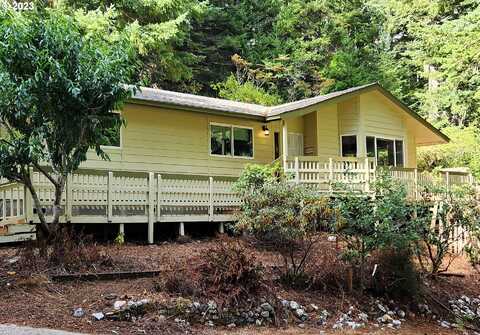 34446 CEDAR VALLEY RD, Gold Beach, OR 97444