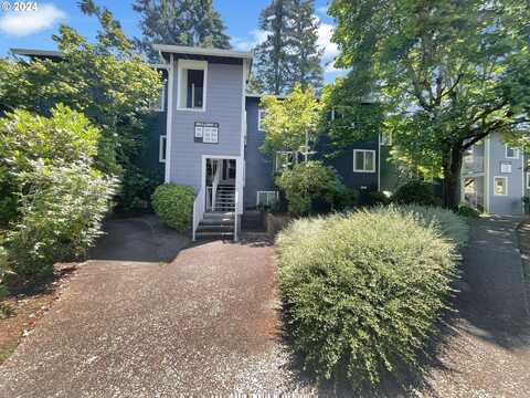 12600 SE FREEMAN WAY, Milwaukie, OR 97222