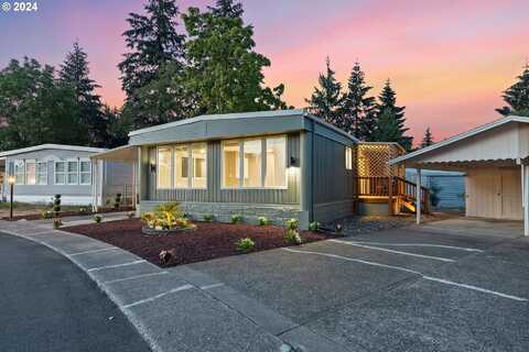 570 N 10TH AVE, Cornelius, OR 97113