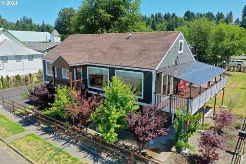 374 BRIDGE ST, Vernonia, OR 97064