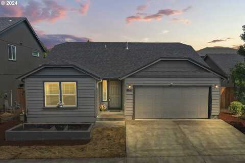 3684 PHANTOM WAY, Eugene, OR 97402