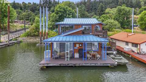 13110 NW Marina WAY, Portland, OR 97231