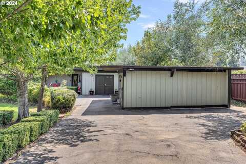 1041 CANNON DR, Hood River, OR 97031