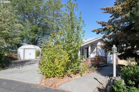 2600 SW GOODWIN AVE, Pendleton, OR 97801