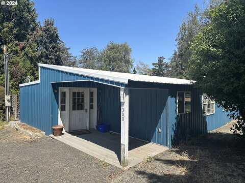 1300 LAMBERT ST, The Dalles, OR 97058