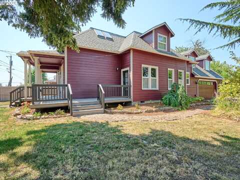 190 N CLEVELAND ST, Mount Angel, OR 97362