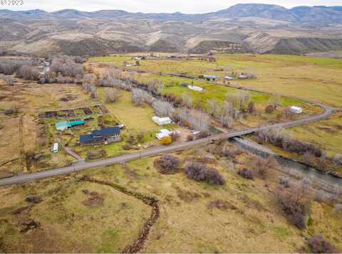 46107 SNAKE RIVER RD, Richland, OR 97870