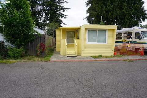 7041 NE LOMBARD ST, Portland, OR 97218