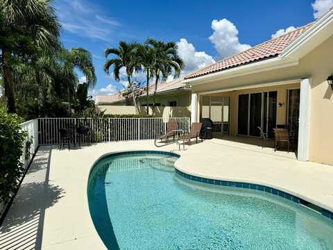 8262 Dominica Place, Wellington, FL 33414