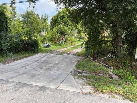 4615 Evans Lane, West Palm Beach, FL 33415