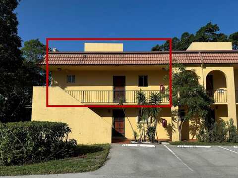 836 SW 9th St Circle, Boca Raton, FL 33486