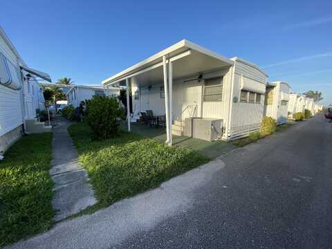 29 Juniper Drive, Briny Breezes, FL 33435