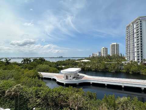 4200 N Ocean Drive, Singer Island, FL 33404