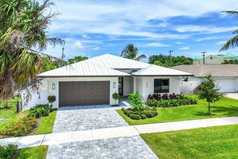 709 NW 4th Street, Delray Beach, FL 33444