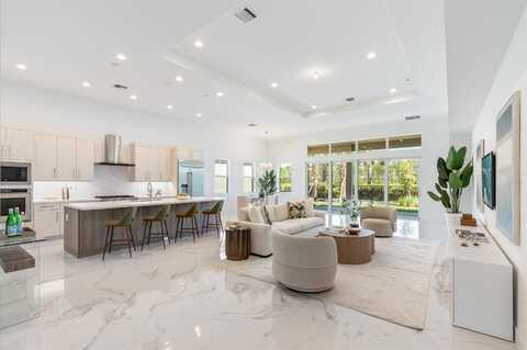 10044 Timber Creek Way, Palm Beach Gardens, FL 33412