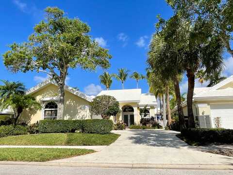 2735 Meadowlark Lane, West Palm Beach, FL 33409