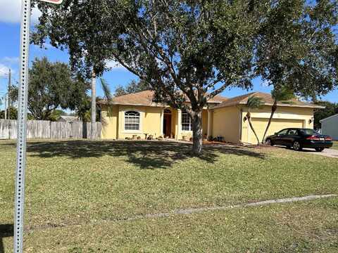 2701 SE Bishop Avenue, Port Saint Lucie, FL 34952