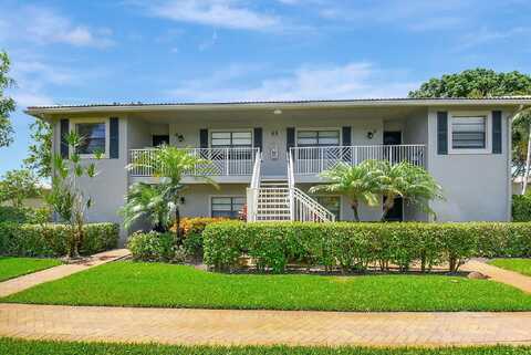 45 Stratford Lane, Boynton Beach, FL 33436