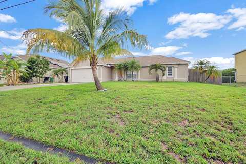 441 SW Feldman Avenue, Port Saint Lucie, FL 34953