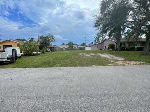 13 & 14 Kitely Avenue, Boynton Beach, FL 33436