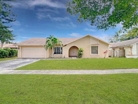 7401 NW 48 Place, Lauderhill, FL 33319